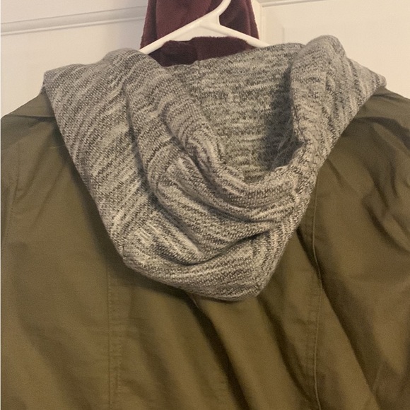 Green utility jacket - Picture 3 of 3